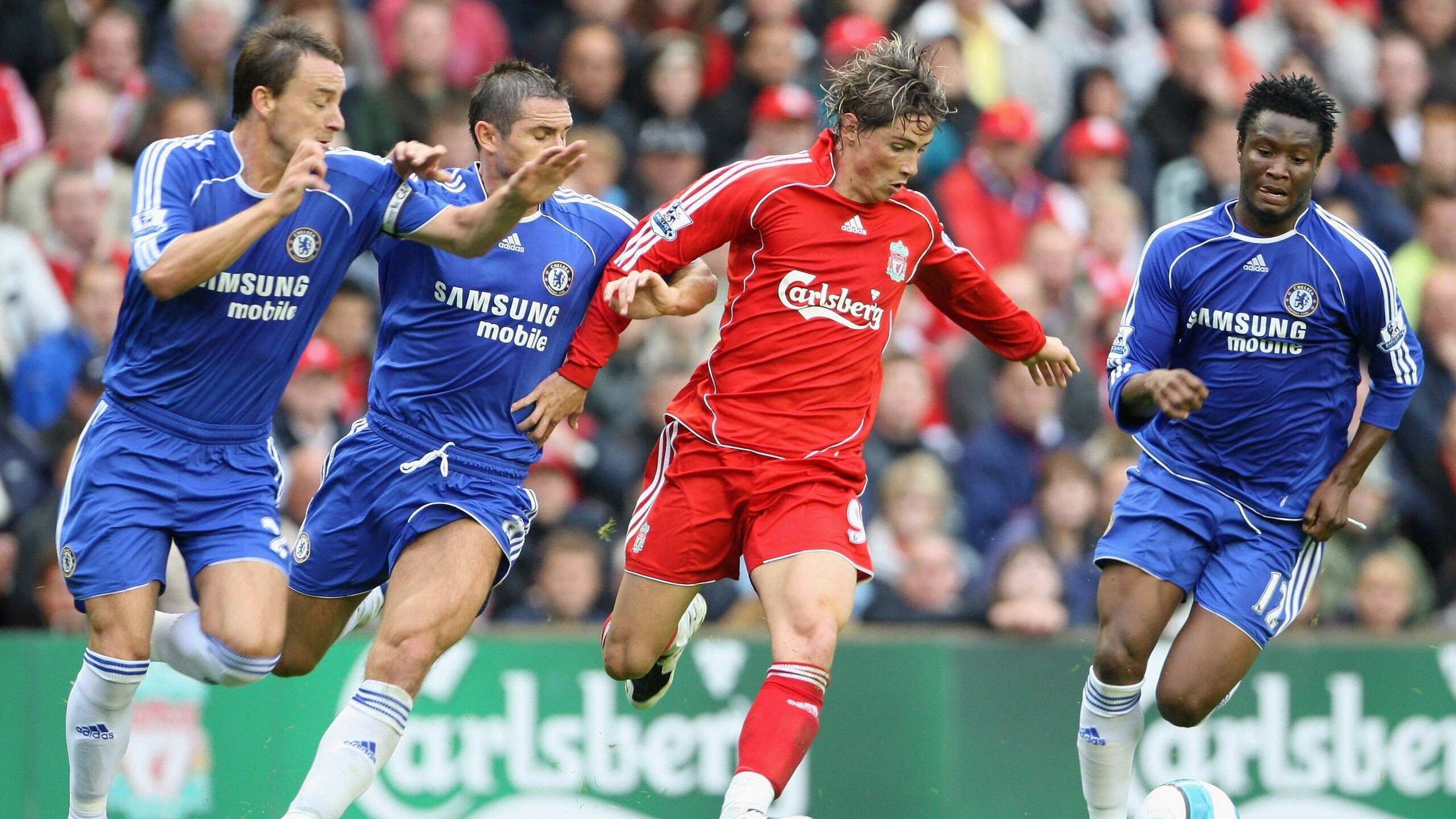 巨兽之战，广厦队对阵独行侠，爱德华兹三分雨摧毁防线